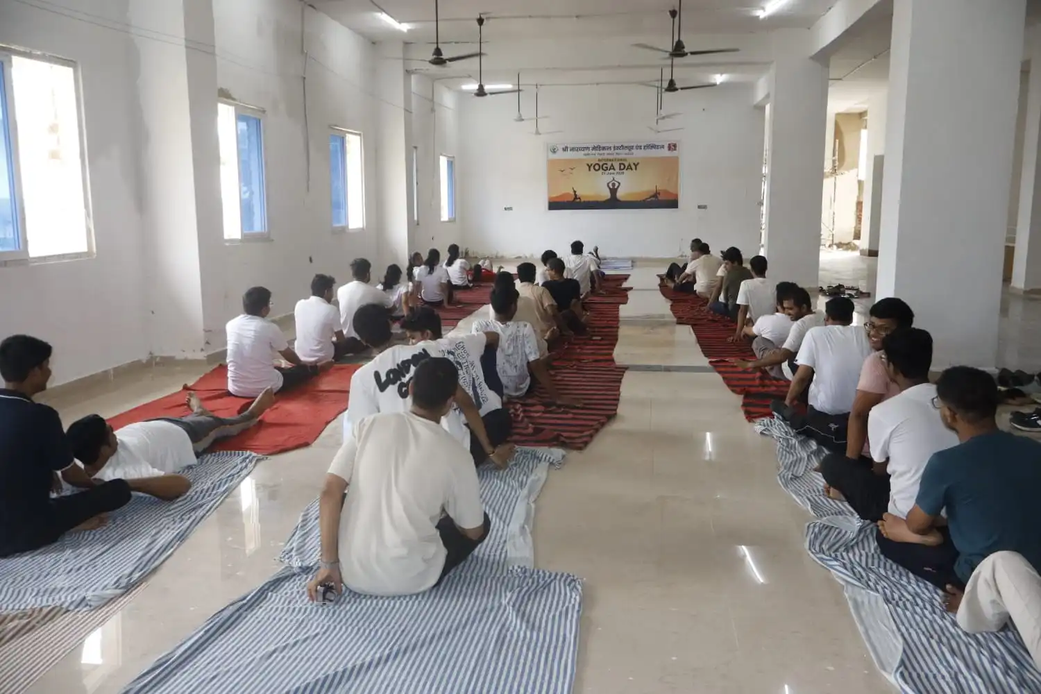 Gallery yoga-day-24