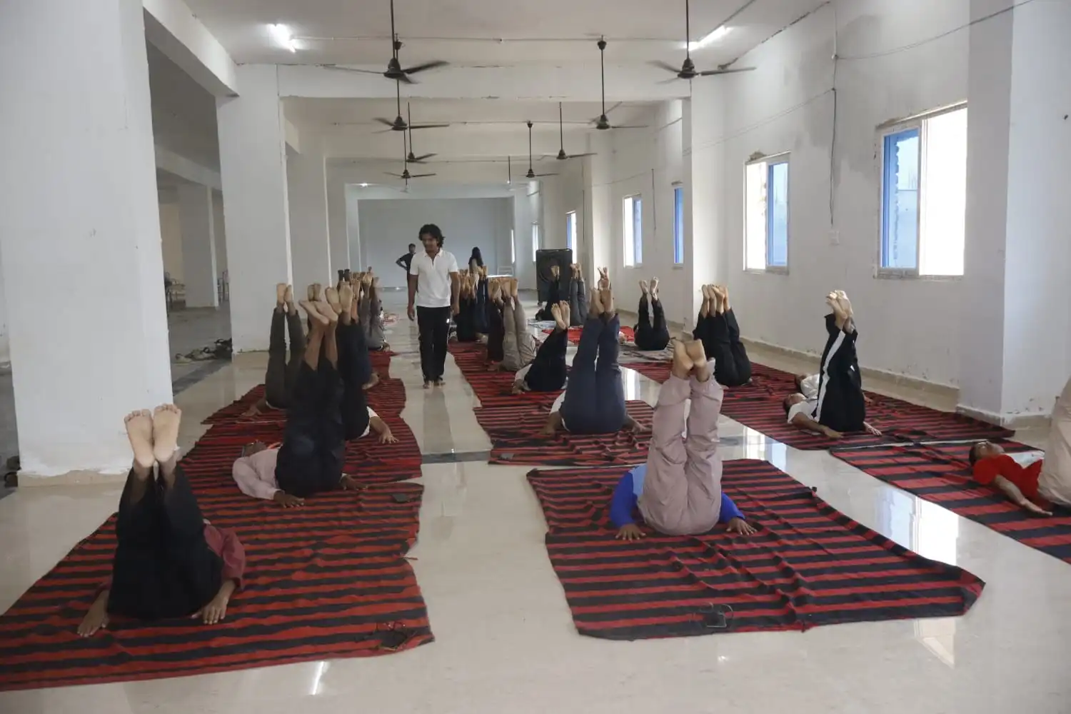 Gallery yoga-day-33
